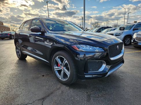 Used 2020 Jaguar F-PACE S image 8