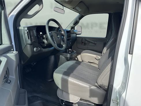 Used 2023 Chevrolet Express 2500 w/ Driver Convenience Package image 9