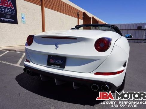 Used 2015 Ferrari California T image 97