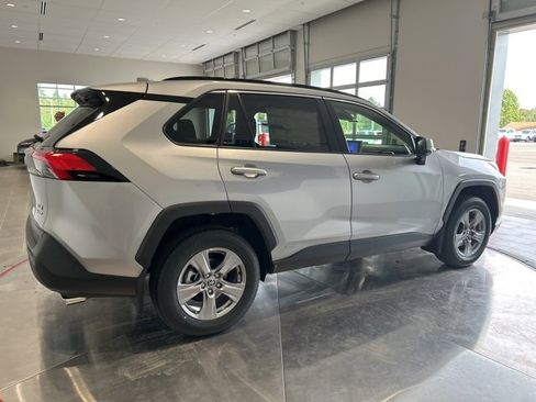 New 2025 Toyota RAV4 XLE image 7
