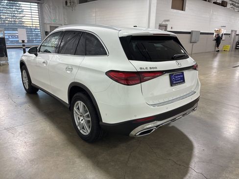 New 2026 Mercedes-Benz GLC 300 4MATIC image 4