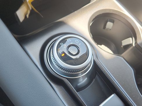 New 2026 Ford Explorer Active AWD/4WD image 10