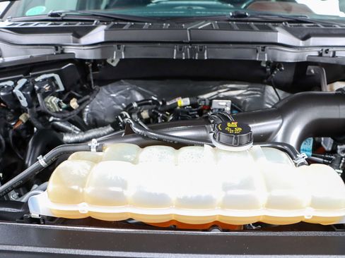 Used 2022 Ford F150 Lariat w/ Equipment Group 502A High image 33