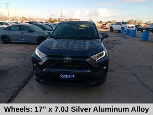 Used 2019 Toyota RAV4 XLE image 10