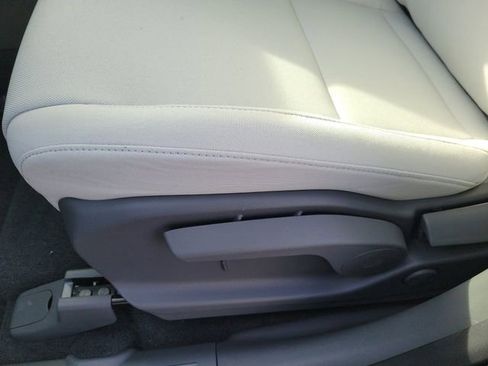 New 2026 Hyundai Santa Fe SE AWD/4WD image 17