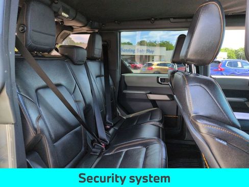 Used 2023 Ford Bronco Badlands AWD/4WD image 30