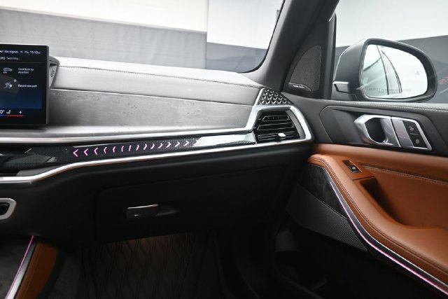 Used 2026 BMW X5 xDrive40i w/ Climate Comfort Package AWD/4WD image 14