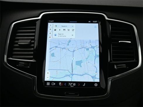 Used 2023 Volvo XC90 T8 Plus image 14