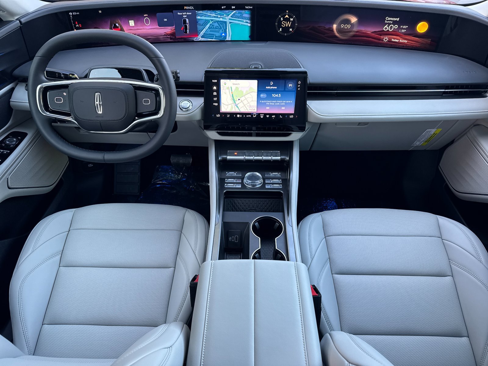 New 2026 Lincoln Nautilus Premier AWD/4WD image 12