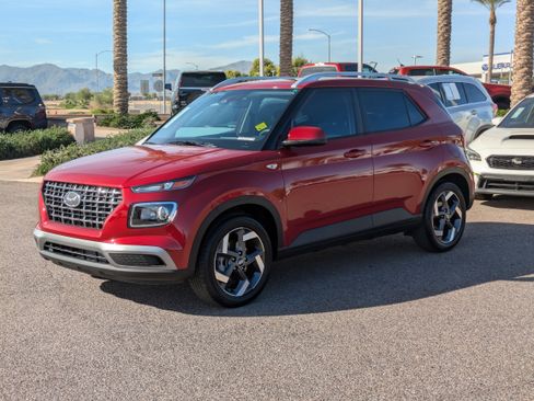 Certified 2026 Hyundai Venue SEL image 7