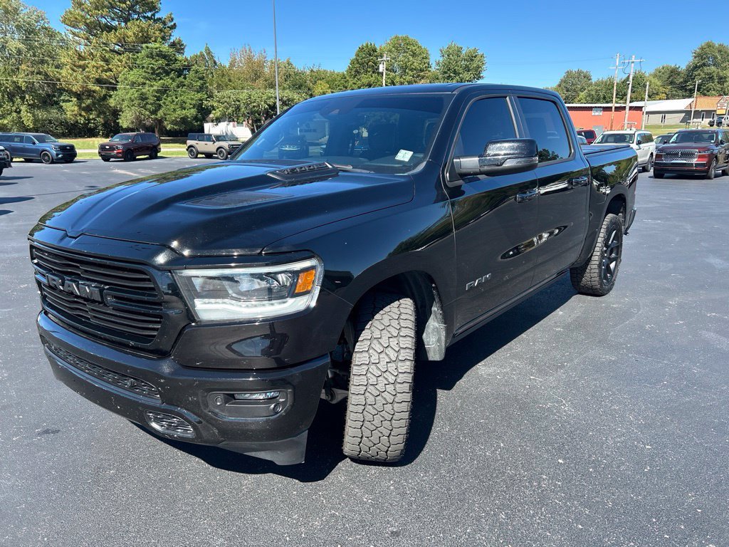 Used 2023 RAM 1500 Laramie AWD/4WD image 3