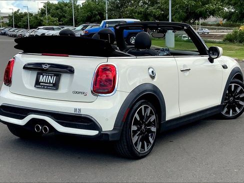 Certified 2022 MINI Cooper S w/ Driver Assistance Package image 13