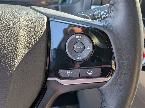 Used 2023 Honda Odyssey Touring image 23