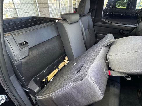 Certified 2025 Toyota Tacoma SR5 image 61