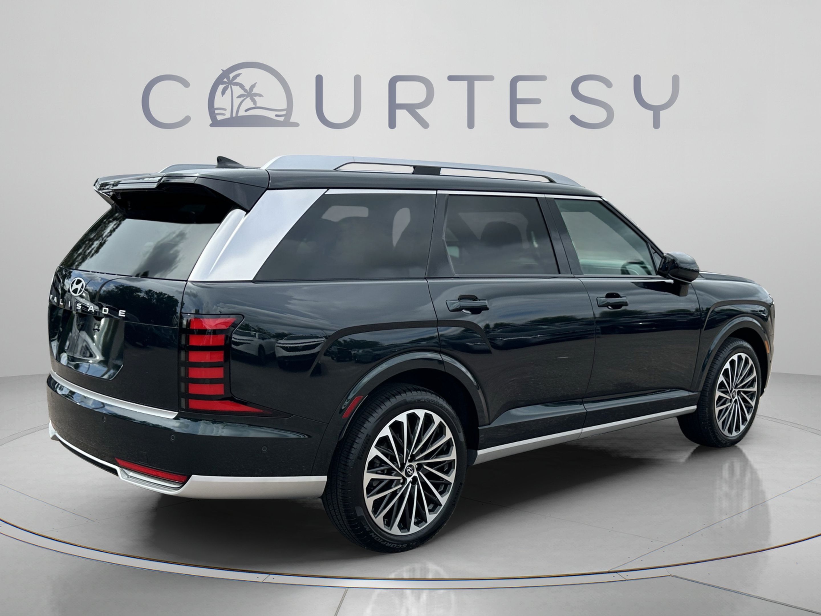 Used 2026 Hyundai Palisade Calligraphy FWD image 5