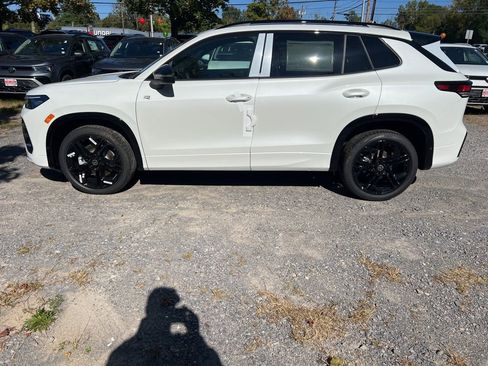 New 2025 Volkswagen Tiguan SE R-Line image 15