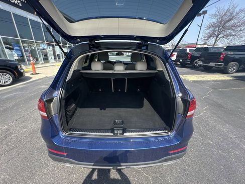 Used 2017 Mercedes-Benz GLC 300 4MATIC image 18