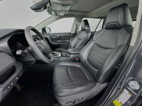 Used 2023 Toyota RAV4 XLE Premium AWD/4WD image 20