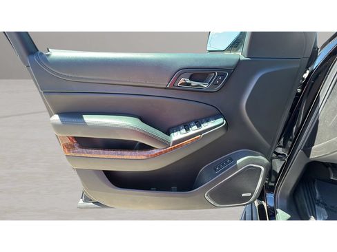 Used 2018 Chevrolet Tahoe Premier AWD/4WD image 26