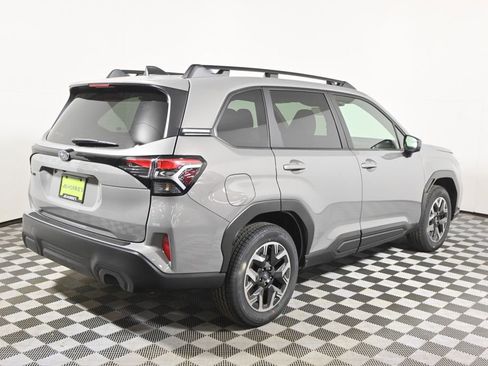 Used 2026 Subaru Forester Premium AWD/4WD image 6