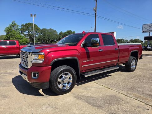 Used 2018 GMC Sierra 3500 Denali w/ Duramax Plus Package AWD/4WD image 1
