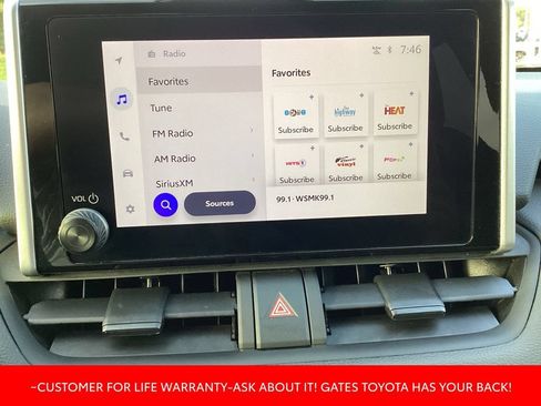 Used 2025 Toyota RAV4 XLE AWD/4WD image 3