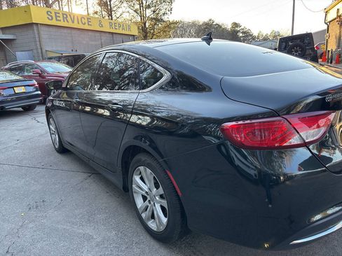 Used 2016 Chrysler 200 Limited FWD image 7