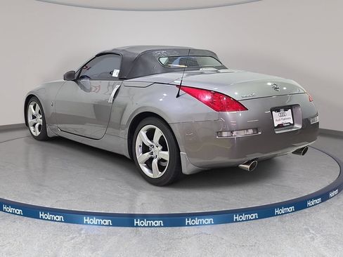 Used 2008 Nissan 350Z Enthusiast RWD image 8