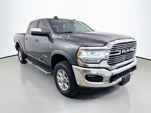 Used 2022 RAM 2500 Laramie AWD/4WD image 1