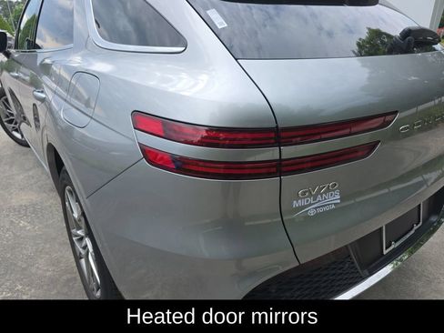 Used 2025 Genesis GV70 2.5T AWD/4WD image 7