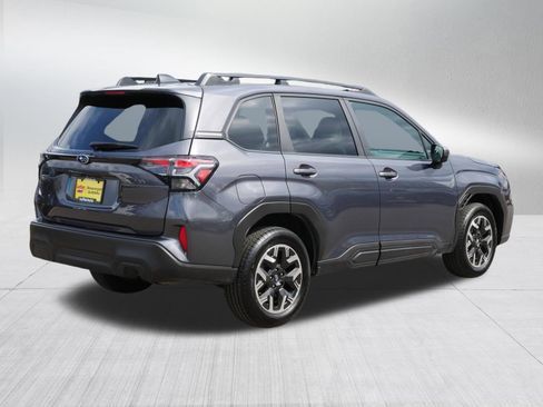 Certified 2025 Subaru Forester Premium AWD/4WD image 7