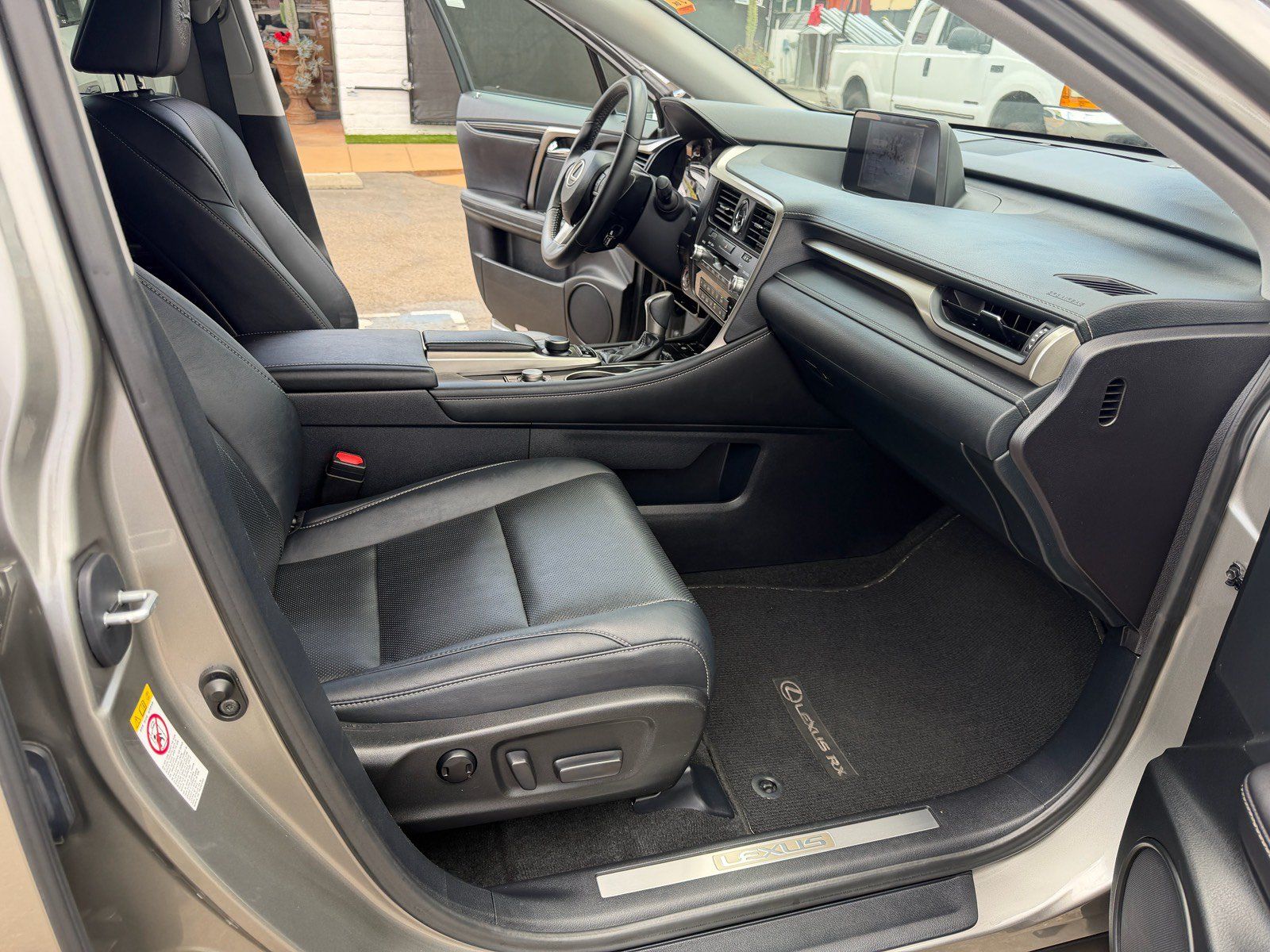 Used 2017 Lexus RX 350 FWD image 16