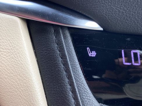 Used 2019 Cadillac XT5 Luxury AWD/4WD image 27