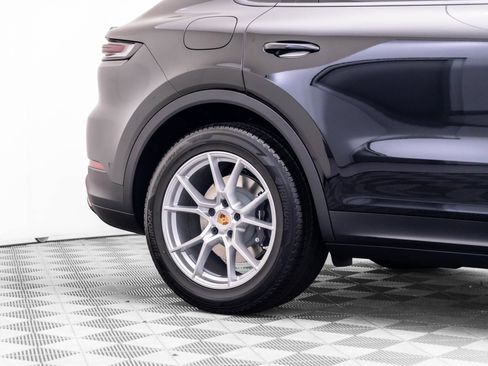 New 2026 Porsche Cayenne Coupe AWD/4WD image 34
