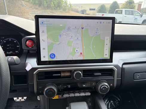 Used 2025 Toyota 4Runner TRD Sport Premium image 28