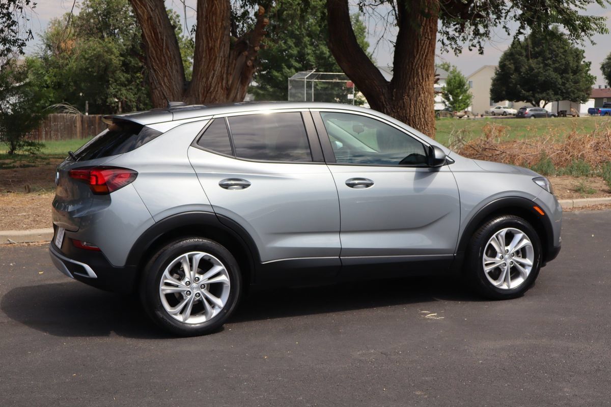 Used 2023 Buick Encore GX Preferred w/ Cold Weather Comfort Package FWD image 4