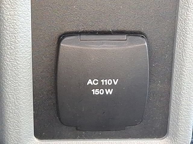 Used 2023 Ford F650 2WD Regular Cab Super Duty image 29