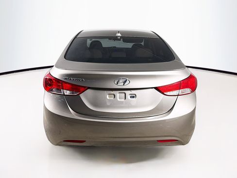 Used 2011 Hyundai Elantra GLS FWD image 28