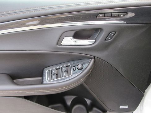 Used 2016 Chevrolet Impala LTZ w/ Enhanced Convenience Package image 20