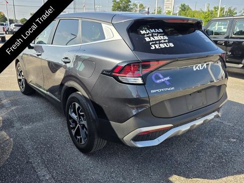 Used 2023 Kia Sportage EX FWD image 4