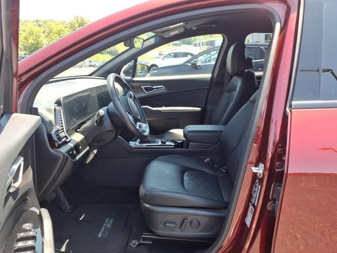 Certified 2025 Kia Sportage X-Line AWD/4WD image 13