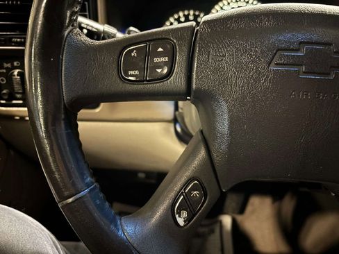 Used 2005 Chevrolet Tahoe Z71 w/ Preferred Equipment Group AWD/4WD image 42