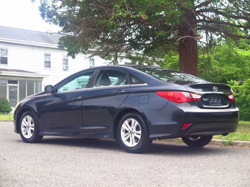 Used 2014 Hyundai Sonata GLS w/ Popular Equipment Group 2 FWD image 3