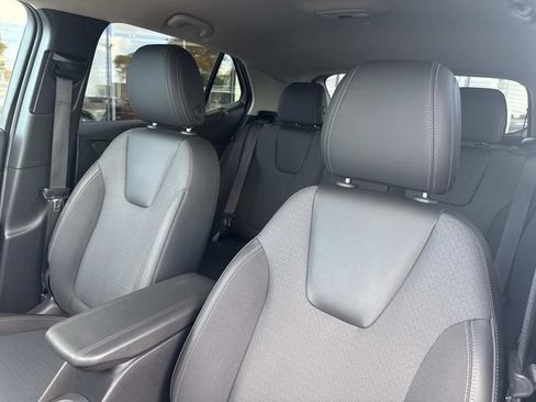 Used 2023 Buick Encore GX Select w/ Safety Package II AWD/4WD image 47
