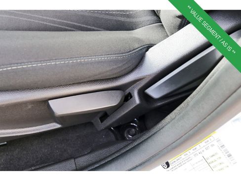 Used 2018 Ford Focus SE image 29