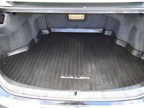 Used 2013 Toyota Avalon Limited FWD image 33