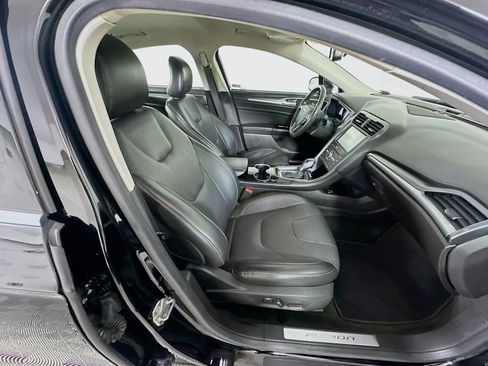 Used 2016 Ford Fusion Titanium image 30