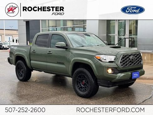 Used 2021 Toyota Tacoma TRD Sport AWD/4WD image 1