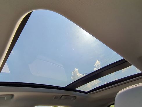 New 2025 Ford Escape SE image 17