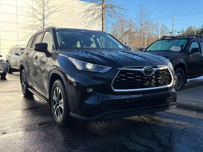 Used 2023 Toyota Highlander L